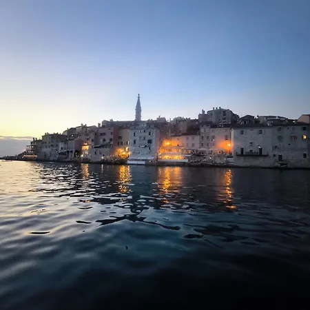 Gorgeous Tiramola