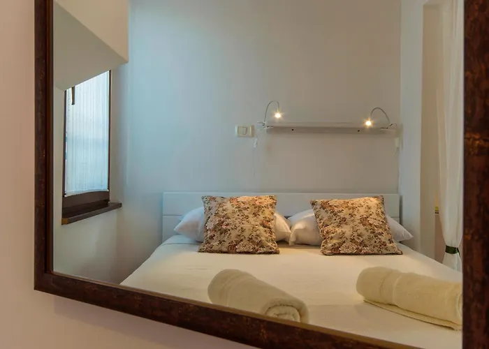 Διαμέρισμα Gorgeous Tiramola *