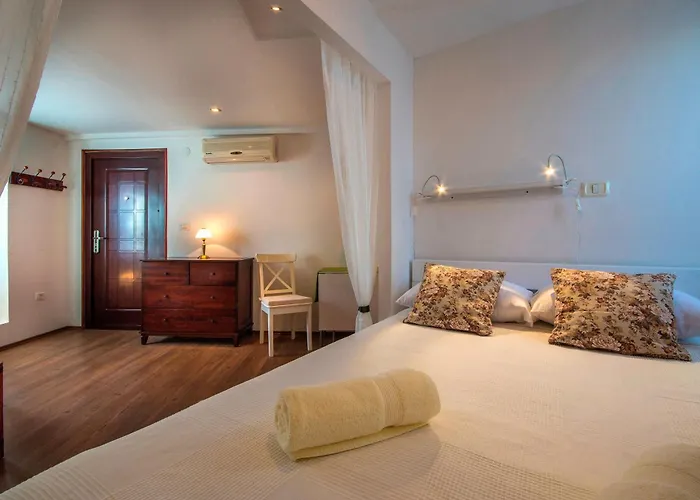 Διαμέρισμα Gorgeous Tiramola