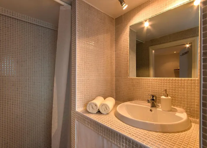 Διαμέρισμα Gorgeous Tiramola Ρόβινι